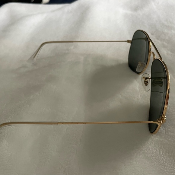 Aviator Raybans - Picture 3 of 3